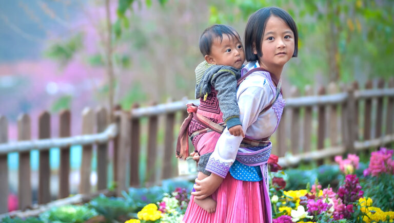 Mountain Tour to Ban Long Lao Village